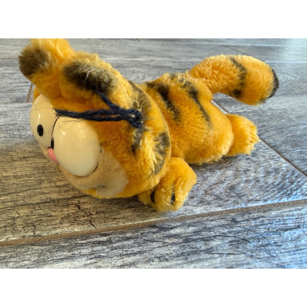 Garfield Plush Toy Small Vintage 1981 Lying Down Cat Plushie Stuffed‎ Animal Cat